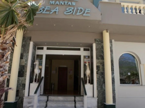 Mantas Seaside Boutique Hotel