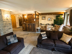 Hotel Les Montagnards