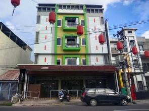 Capital O 93589 Hotel Wongso Syariah