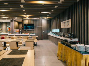 iCheck inn Central Patong