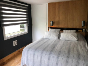 Luxury studio on Robs houseboat