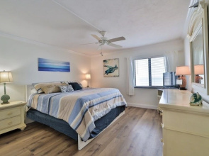 5301 Shorehom By The Sea 73 2 Bedroom Condo by RedAwning