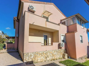 Apartments Davor