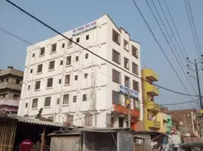 4 Square Guest house