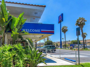 Motel 6 Pomona, CA - Los Angeles