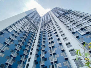 Minimalist 1Br With Extra Room At Evenciio Margonda Apartment