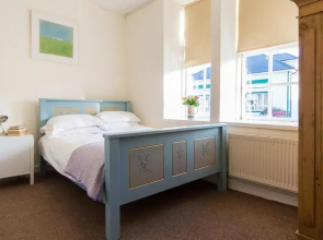 Cleo Gallery Apartments