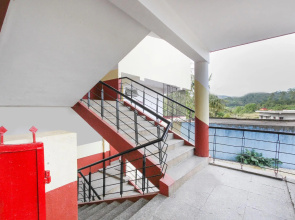 OYO 67385 Hotel Manasa