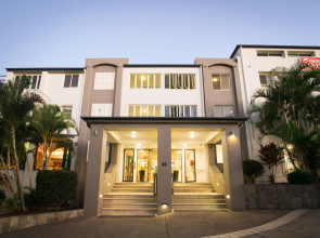 Caloundra Central Apartment Hotel