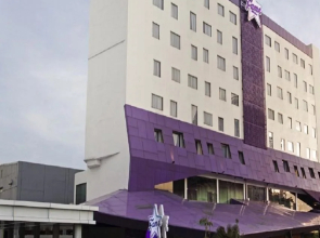 Fame Hotel Gading Serpong