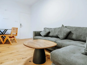 Larnaca Beach Bliss Apartment