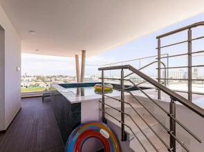 YAMAS Urban Living Platinum 77 Penthouses