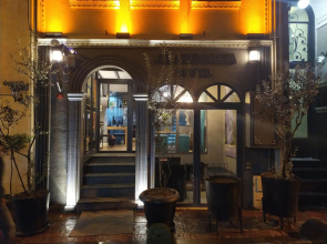 Hotel Jakaranda Istanbul