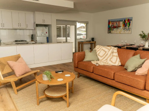 Port Vincent Seaside Apartments - Apartment 2
