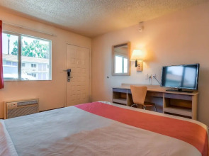Motel 6 Los Angeles - Hacienda Heights