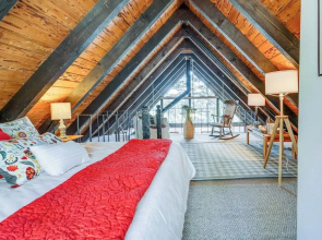 Serene Lakes Cabin w/ Deck: Dog Friendly!