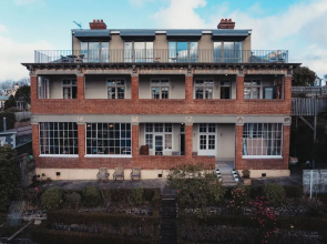 Dunedin House- Boutique Hotel