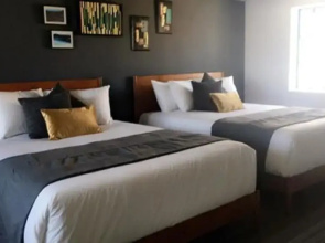 El Vado Motel