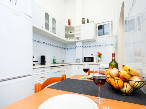 Opera Apartments