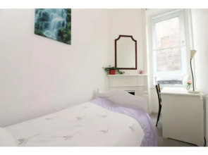 Quaint and Cozy City Centre Apartment Ideal for 3