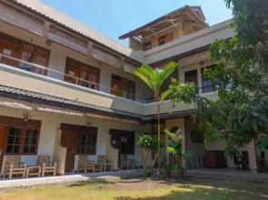 Cahaya Guest House