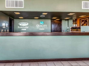 Quality Inn & Suites Albert Lea