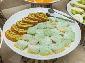 Paris Nha Trang Hotel & Apartment