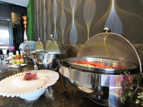 Inn residence serviced suites