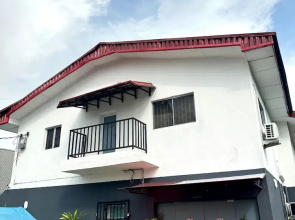 Dee Os' Hotel