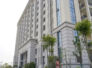 Dongzhi Xueyuan Hotel