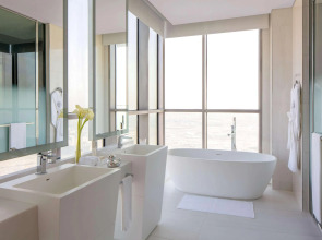 SLS Dubai Hotel & Residences