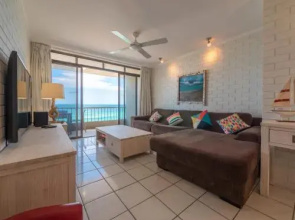 Edgecliffe Unit 7, 4 Bulcock Beach Esplanade Kings Beach