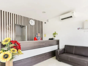 Rich Hotel by OYO Rooms
