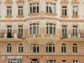 Bear Fountain Residence