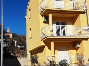 Apartment With 3 Bedrooms in Rabac, With Wonderful sea View and Wifi