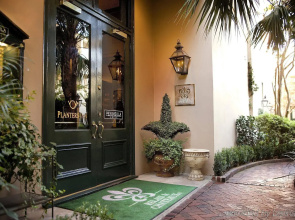 Planters Inn