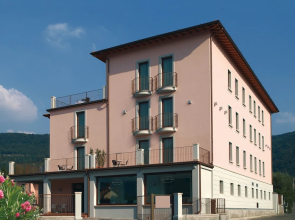 International Hotel Iseo