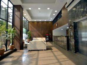 OYO Premium Circuit House Vadodara
