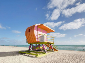 MB Hotel, Trademark Collection by Wyndham