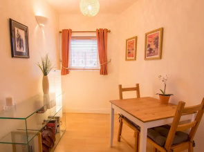 1 Bed Flat 7-min Walk From Temple Meads