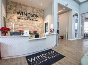 Get Away At Windsor Island Resort 5 Bedroom Home by Redawning