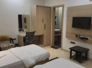 Hotel Midtown - A Unit By Prakash