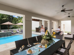 The Royal Villas
