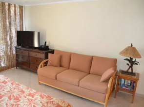 Mahana Resort #612 Studio Bedroom Condo by RedAwning