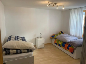 Center Chalet Flat
