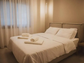 Plataria Sunrise Resort