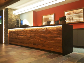 Mountain Plaza Hotel