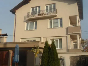 Kalpazanovi Guest House