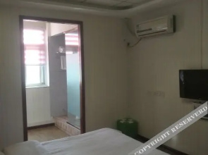 Yijia Hotel