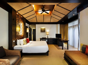 Impiana Beachfront Resort Patong, Phuket